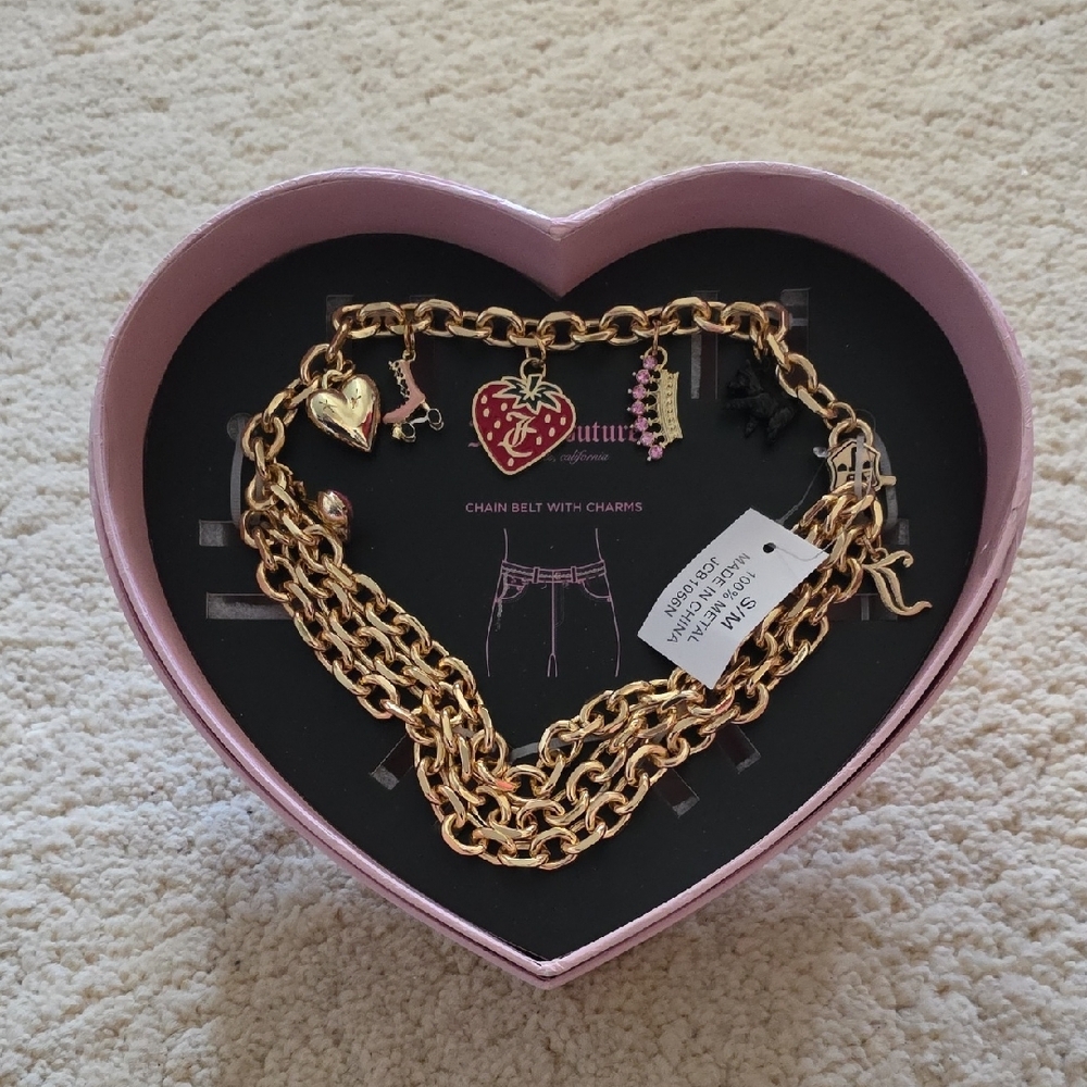 🩷Juicy Couture🩷 CHAIN BELT in Pink Heart-Shaped Box - Picture 2 of 5